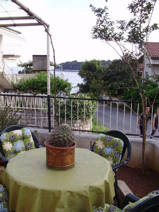 Tea1 Apartment Pula Luaran gambar